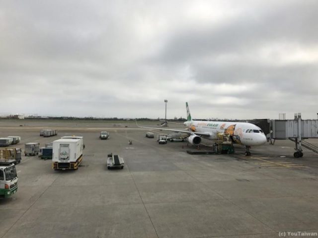 EVAぐでたまジェットA321@桃園空港